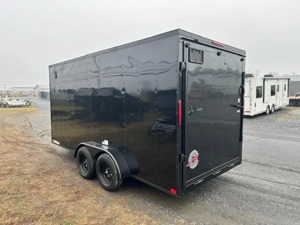 homesteader 7 x 16 v nose enclosed cargo trailer – black trim