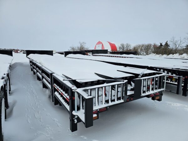2025 behnke stx 53' semi style sprayer