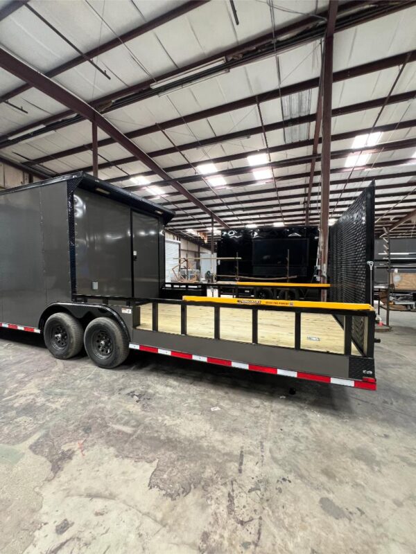 hybrid enclosed trailer 8.5x30ta