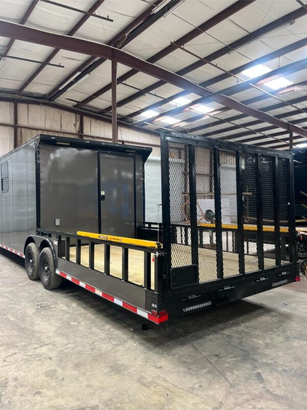 hybrid enclosed trailer 8.5x30ta