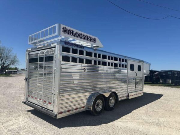 2020 bloomer 4 horse stock combo horse trailer