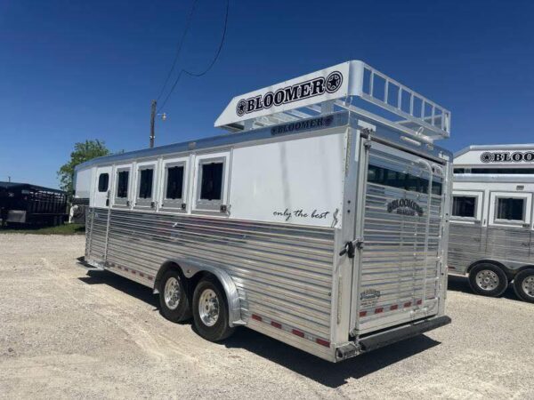 2020 bloomer 4 horse stock combo horse trailer