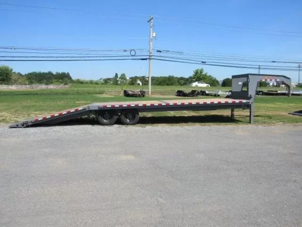 bwise 8 x 30 gooseneck equipment trailer – hydraulic tail