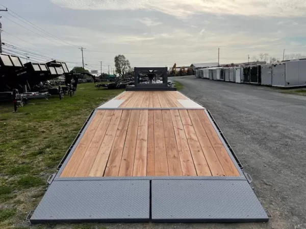 bwise 8 x 28 gooseneck deckover equipment trailer – hydraulic beavertail