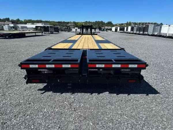 cam superline 8 x 35 deckover gooseneck equipment trailer