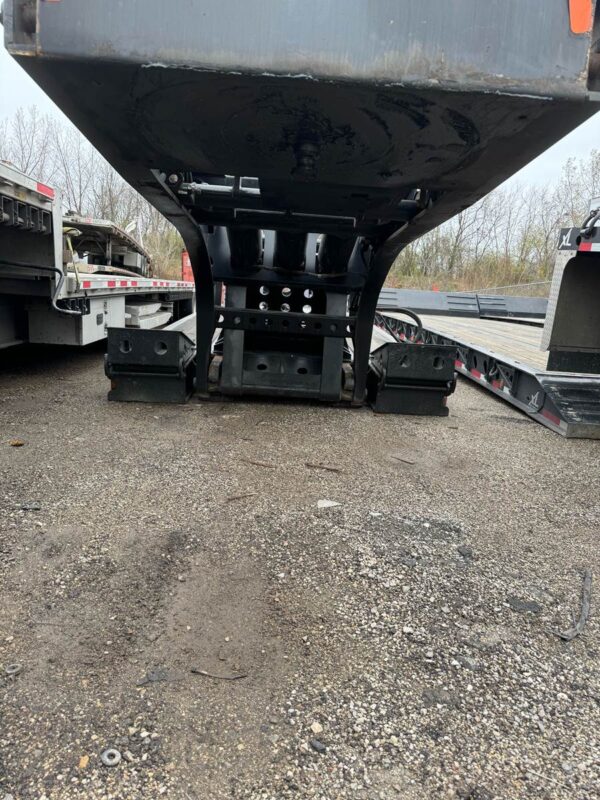 2022 fontaine 53ft lowboy trailer 60 ton