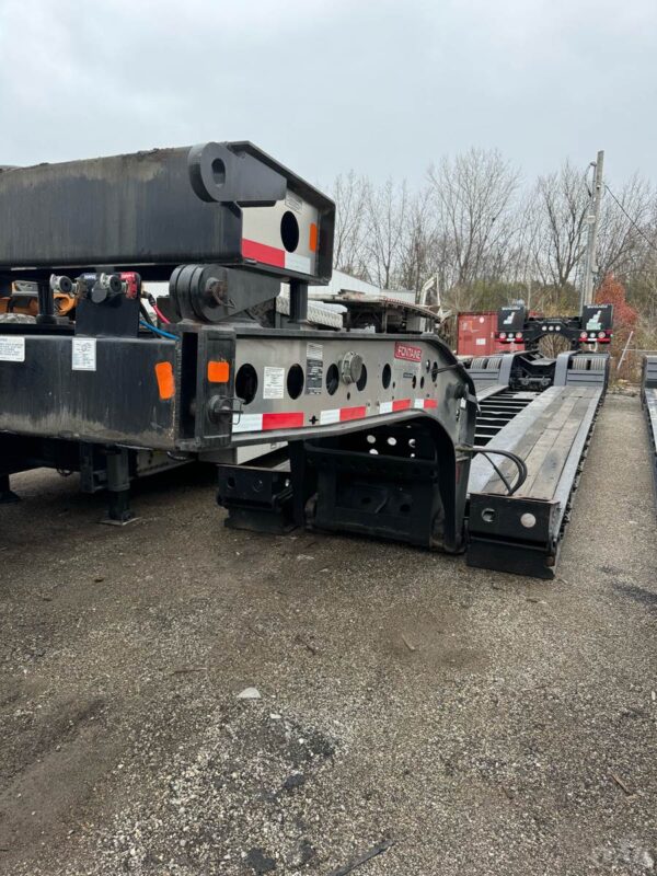 2022 fontaine 53ft lowboy trailer 60 ton