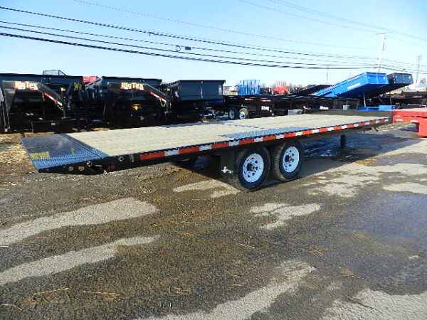 bwise 8 x 22 deckover equipment trailer power tilt